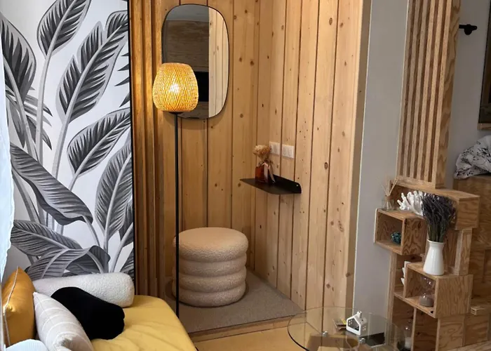 Eden Apartment